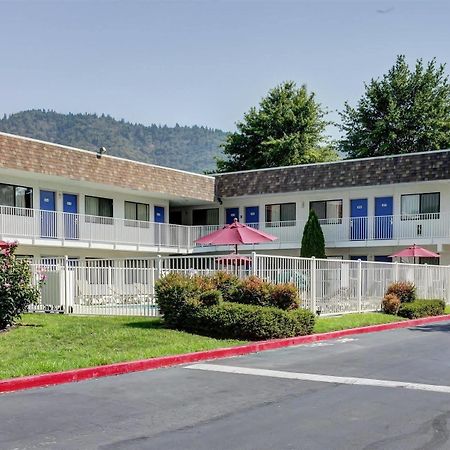 Motel 6-Grants Pass, Or Buitenkant foto
