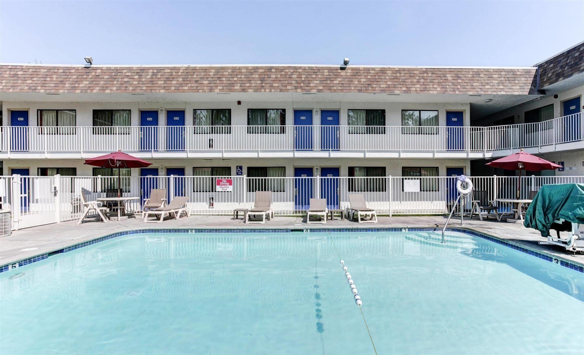 Motel 6-Grants Pass, Or Buitenkant foto